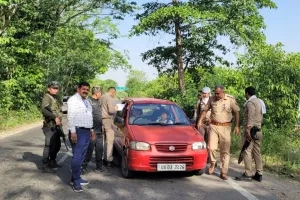 पीलीभीत: मतदान को लेकर अलर्ट, सीमाओं पर चलती रही चेकिंग