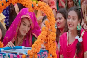 अक्षरा सिंह की फिल्म 'अक्षरा' का गाना 'पढ़ लिख के बबुनी' रिलीज, देखें वीडियो