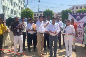 Bareilly News: तीन दिवसीय स्पेक्ट्रा की क्रिकेट मैच से शुरुआत