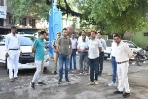 मुरादाबाद : लापरवाही पड़ी भारी, नगर आयुक्त ने सफाई व खाद्य निरीक्षक सुरेंद्र सिंह को निलंबित करने का दिया निर्देश