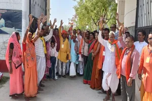 बहराइच: झारखंड से परिक्रमा में शामिल होने आए श्रद्धालुओं का हुआ स्वागत