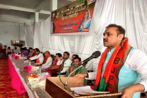 बाराबंकी: होली मिलन समारोह में बोले  भाजपा जिला प्रभारी- बेटों को लॉन्च करने में जुटे सोनिया गांधी व पुनिया