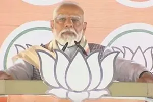 बिहार के नवादा में बोले PM मोदी, कांग्रेस टुकड़े-टुकड़े गैंग की भाषा बोल रही