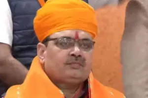 सीएम भजनलाल ने की पुष्कर में पवित्र सरोवर की पूजा-अर्चना 