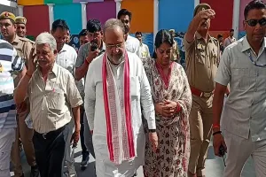 मुरादाबाद : प्रदेश अध्यक्ष भूपेंद्र सिंह चौधरी ने परिवार संग डाला वोट, बोले- अपने मत का जरूर करें प्रयोग