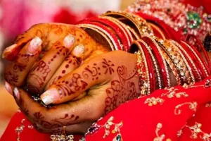 कासगंज: पंजाब की महिला को भगा ले गया युवक, अब शादी से कर रहा है इंकार...जानें मामला 