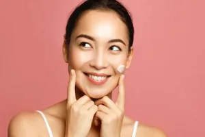 गर्मियों में घर में बने इन फेस पैक्स का करें यूज, आपकी स्किन बनी रहेगी तरोताजा 