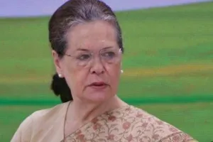 Sonia Gandhi: सोनिया गांधी की अचानक बिगड़ी तबीयत, दिल्ली के गंगाराम अस्पताल में कराया गया भर्ती