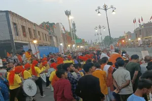 PM modi ayodhya visit: प्रधानमंत्री नरेंद्र मोदी पहुंचे अयोध्या, रामलला का दर्शन कर शुरू करेंगे रोड शो