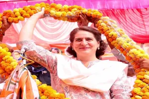 प्रियंका गांधी का करारा हमला, प्रधानमंत्री को बताया कायर, कहा-लोकतंत्र में जनता सर्वोपरि  