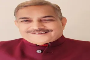 इतिहास के सर्वकालीन युगपुरूष हैं गांधी, पीएम ने किया अपमान :प्रमोद तिवारी 