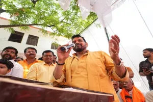 Video: न रिटायर हुआ हूँ, न बूढा हुआ हूँ, अब मैं छुट्टा सांड़ हूँ, बृजभूषण सिंह ने सांड़ से की खुद की तुलना