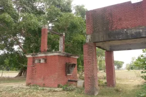 सीतापुर: दो माह से नलकूप खराब, किसानों की सूख रही फसलें