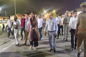 गोंडा: स्ट्रांग रूम में जमा हुई EVM मशीनें, 4 जून के खुलेगा किस्मत का पिटारा