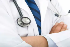 लखनऊ: साबित नहीं हुई चिकित्सक की लापरवाही, उपभोक्ता आयोग ने खारिज किया वाद