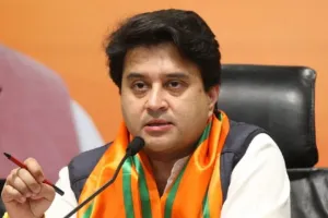 कांग्रेस वैचारिक रूप से दिवालिया हो चुका है, खुद को दीमक की तरह चट कर रही: सिंधिया 