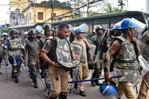 पश्चिम बंगाल: मतदान से पहले भीड़े BJP-TMC के कार्यकर्ता, एक की मौत