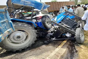 अंबेडकरनगर: सड़क हादसे में भाजपा जिलाध्यक्ष और उनका ड्राइवर घायल