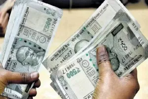 मुरादाबाद : तुम्हारे पिता के दोस्त हैं...बच्चे से जबरन मंगवाई कोल्ड ड्रिंक, लॉकर तोड़कर 70 हजार रुपये लूटे...अब चोरी में दर्ज हुआ मुकदमा