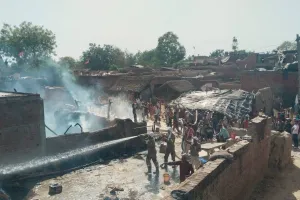 बाराबंकी: तीन माह में अग्निकांड की 281 घटनाएं, जनवरी से अप्रैल तक जिले भर में उजड़े दर्जनों आशियाने