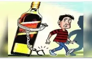 हल्द्वानी: कैंसर का इलाज कराने को बना शराब तस्कर