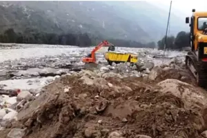 हल्द्वानी: गौला से निकल रही मिट्टी, न दी जाए घनमीटर बढ़ाने की अनुमति