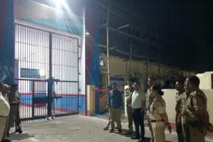 हल्द्वानी: देर रात जेल में क्यों मचा हड़कंप...कौन चला रहा था मोबाइल?