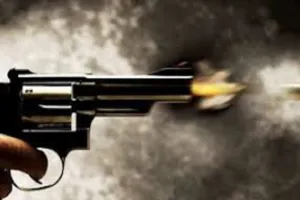 बिजनौर में कंप्यूटर सेंटर पर छात्र ने शिक्षिका को मारी गोली, हालत गंभीर...जांच में जुटी पुलिस