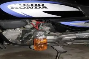 हल्द्वानी: 9वीं, 10वीं के छात्रों की धुनाई, रात 3 बजे चुरा रहे थे पेट्रोल