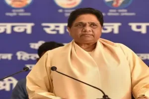 बसपा ने यूपी में गोंडा समेत 6 उम्मीदवारों के नाम का किया ऐलान, कैसरगंज से नरेंद्र पांडेय को दिया टिकट