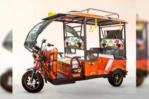 रुद्रपुर: महिला पुलिस कर्मी को जबरन घुमाता रहा ई-रिक्शा में...फिर आया कहानी में नया मोड़