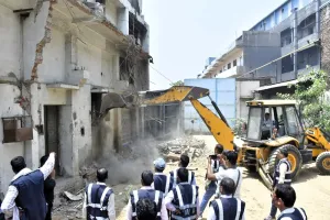 मुरादाबाद : लोहिया फर्म में एमडीए ने की ध्वस्तीकरण की कार्रवाई, दो दिन पहले कराई थी मुनादी