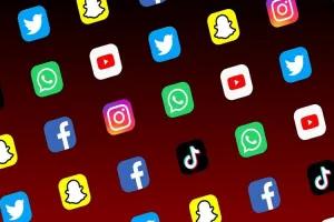 मुरादाबाद : स्टेटस सिंबल बन गया सोशल मीडिया, हर गतिविधि कर रहे शेयर...साइबर ठगों की इन देशों से आ रही हैं कॉल, जानें कंट्री कोड  