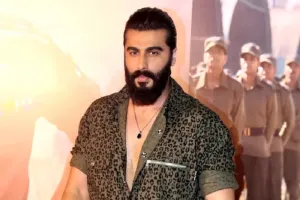 फिल्म 'सिंघम अगेन' के सेट से अर्जुन कपूर ने शेयर किया इंटेंस लुक, शर्टलेस फोटो में दिखाई मस्कुलर बॉडी 