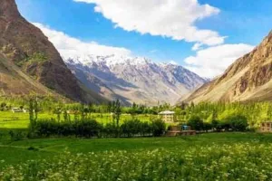 जून में लद्दाख घूमने का बना रहे हैं प्लान, बेहद खूबसूरत सांकू वैली की करें सैर