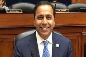 भारतीय अमेरिकियों को हर पद के लिए चुनाव लड़ना होगा : राजा कृष्णमूर्ति 