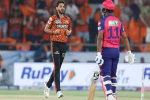 RR vs SRH : फाइनल में जगह बनाने के लिए सनराइजर्स हैदराबाद के बल्लेबाजों और रॉयल्स के स्पिनरों के बीच होगी जंग