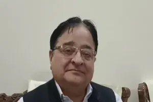 मुरादाबाद : जब सरकारें फैसला करने लगे तो अदालतों की जरूरत नहीं...सपा सांसद डॉ. एसटी हसन का विवादित बयान