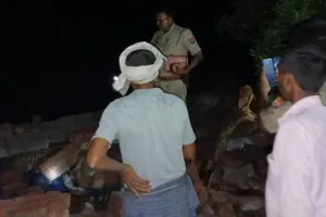 लखीमपुर-खीरी: तेज आंधी ने ली दो किशोर समेत तीन की जान, कई लोग घायल