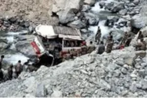 लद्दाख में बाढ़ के कारण पांच सैनिकों की मौत पर खरगे, राहुल, प्रियंका ने दुख जताया