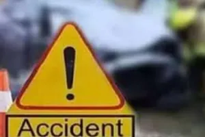 उज्जैन जा रहे श्रद्धालुओं से भरा पिकअप वाहन पलटा, एक दर्जन श्रद्धालु घायल  