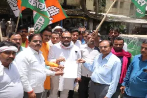 प्रतापगढ़: नीट में धांधली के विरोध में कांग्रेस कार्यकर्ताओं का प्रदर्शन 