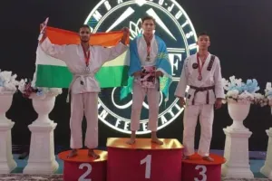 कासगंज: यशवर्धन ने एशियन जूजुत्सु चैंपिनयशिप में जीता रजत पदक 