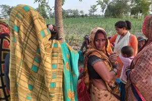 लखीमपुर खीरी: तरबूज तोड़ने गए दो किशोर शारदा नदी में डूबे, एक का शव बरामद, दूसरे का नहीं चला पता