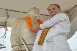 बलिदान दिवस पर डा.श्यामा प्रसाद मुखर्जी को किया याद 