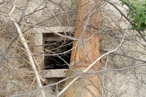 कासगंज: सीमांकन में लापरवाही, कार्यदायी संस्था ने निजी स्थान पर किया बोरबेल