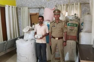 एंटी नारकोटिक्स टास्क फोर्स ने तस्कर को किया गिरफ्तार, बरामद किया लाखों का अवैध सामान 