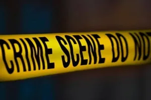 लखनऊ: कपड़े में 300 रुपये की नहीं दी छूट तो दुकान बंद होने पर की बमबाजी