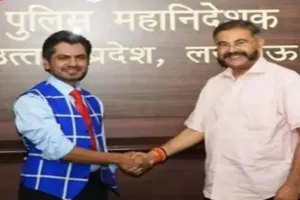 लखनऊ: थाना प्रभारी के रूप में मर्डर मिस्ट्री सॉल्व करेंगे नवाजुद्दीन सिद्दीकी, पुलिस अधिकारियों से की मुलाकात