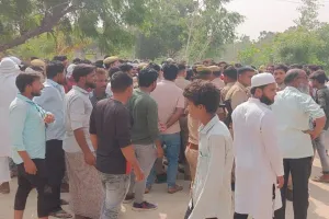 प्रतापगढ़: मदरसा संचालक मौलाना फारूक की धारदार हथियार से मारकर निर्मम हत्या, गांव में तनाव